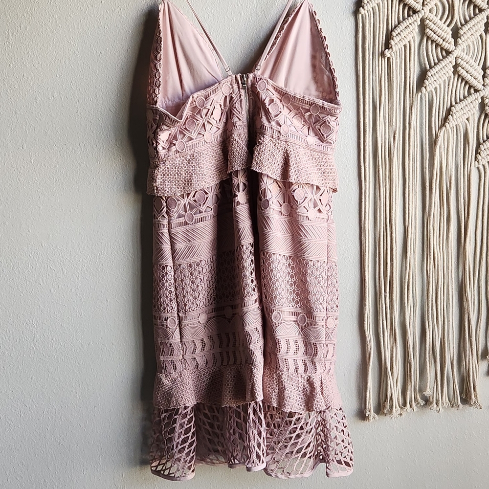 SAYLOR Dusty Rose Mixed Lace Midi Dress Adjustable Straps Size M - Picture 4 of 8